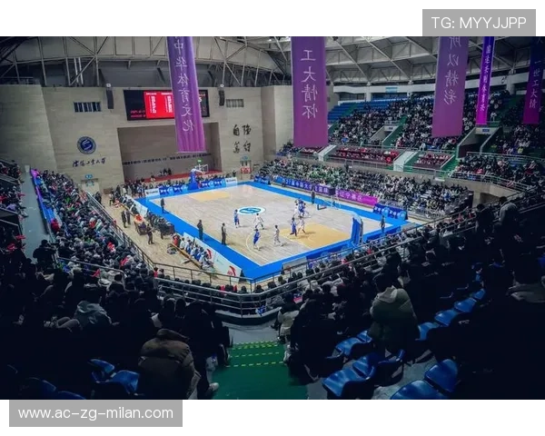 冠军球队备战赛季再度封闭集训，力争蝉联桂冠，冠军联赛小组赛